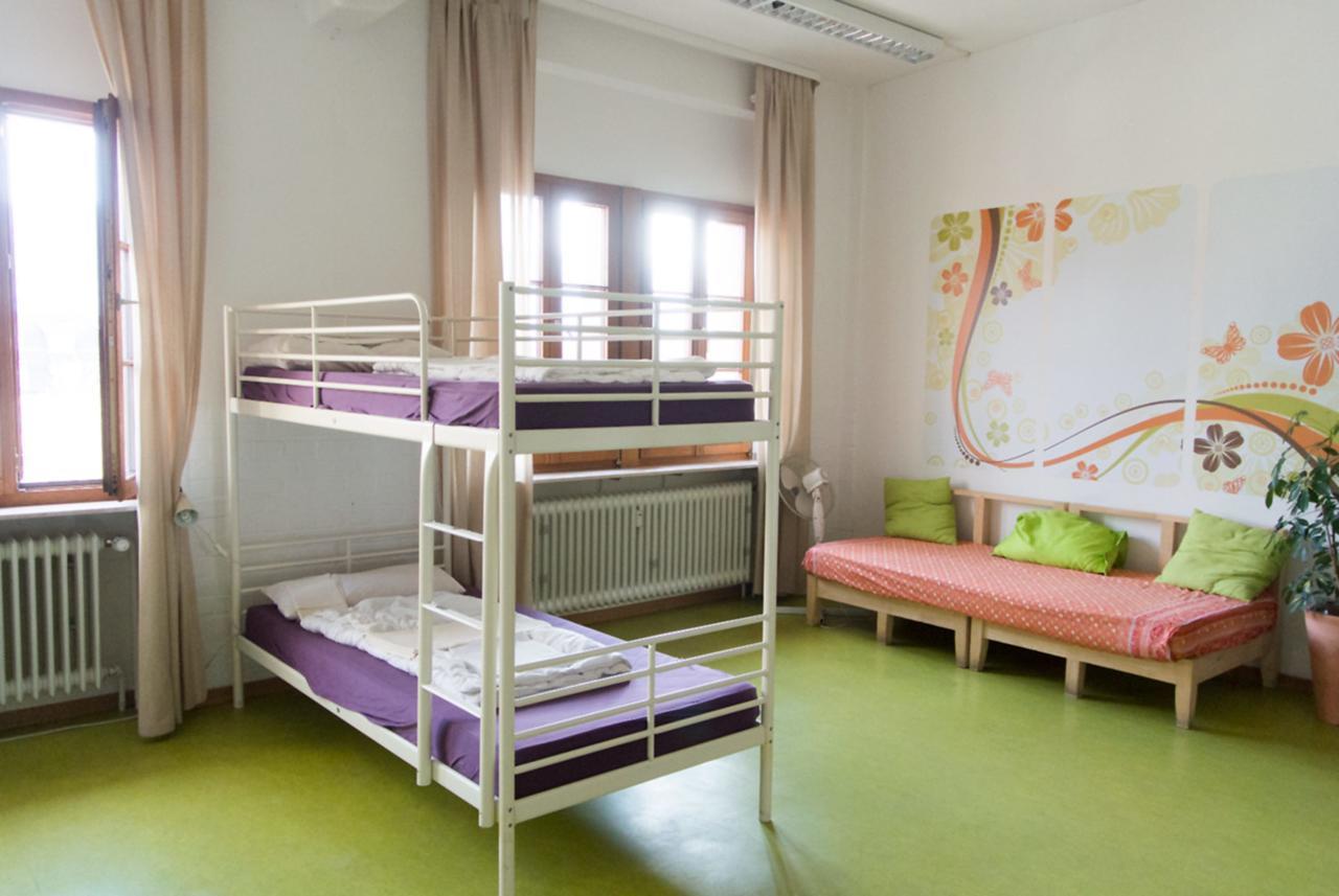 Steffis Hostel Heidelberg Esterno foto